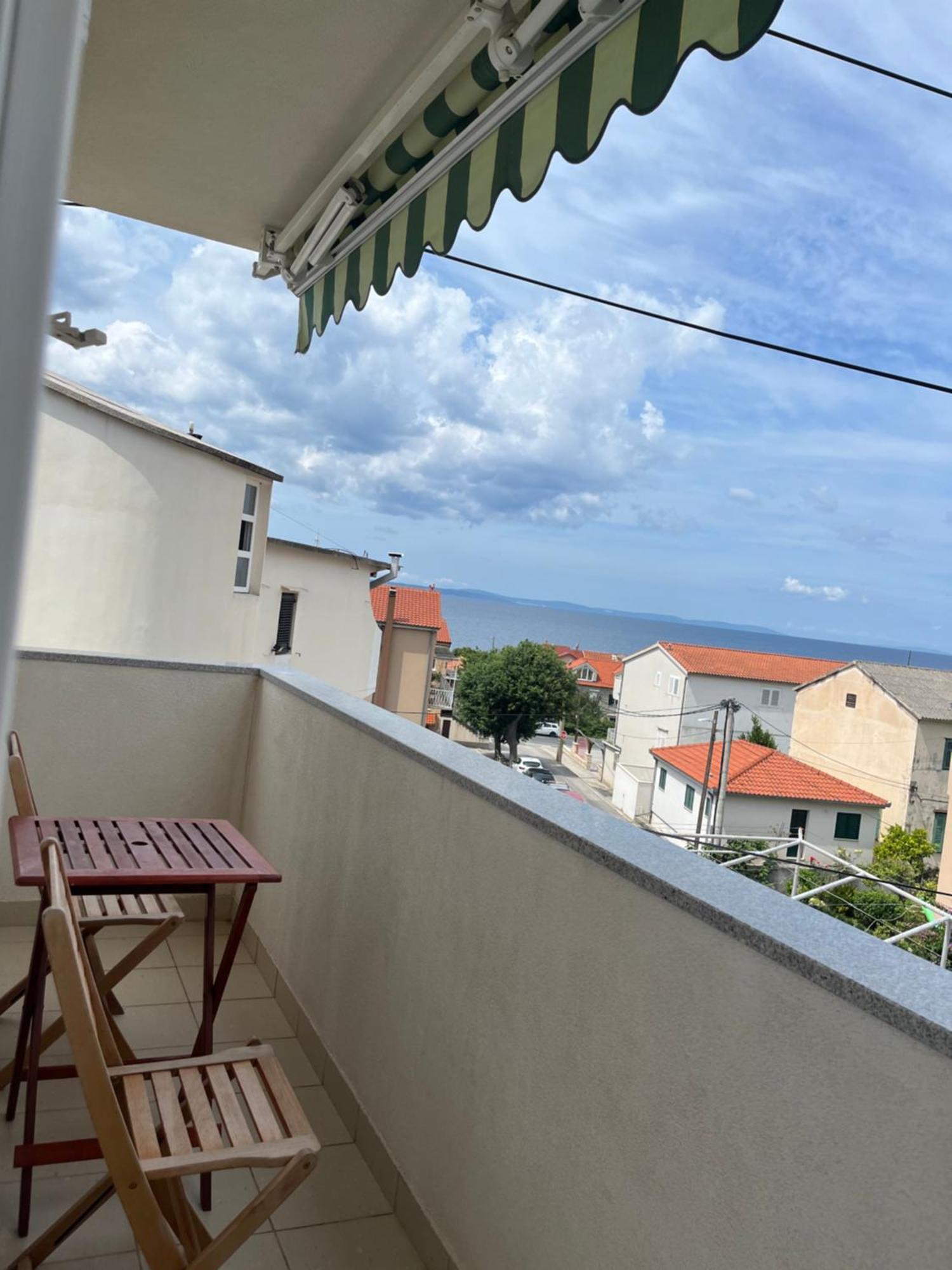 Apartments Bernarda Sumpetar Exterior photo