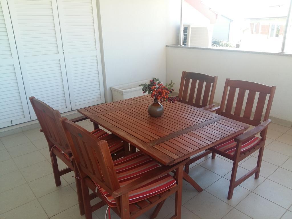 Apartments Bernarda Sumpetar Exterior photo